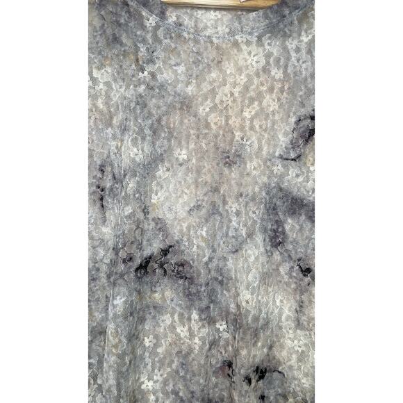 LOGO Layers by Lori Goldstein Printed Tie-Dye Sheer Lace Top Grey Fairy Large - Picture 5 of 14